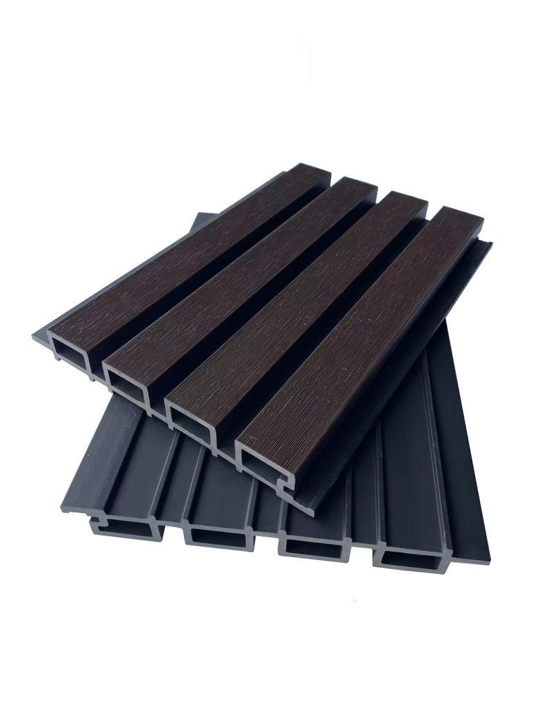 Semi-Co-Extruded 219-26 Great Wall Panel with Fine-Line Texture
